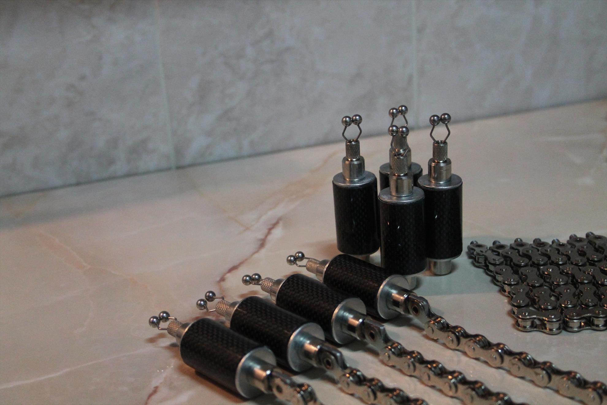 Bobine Carbon handmade by Uniquebaits - bobiins-015.JPG